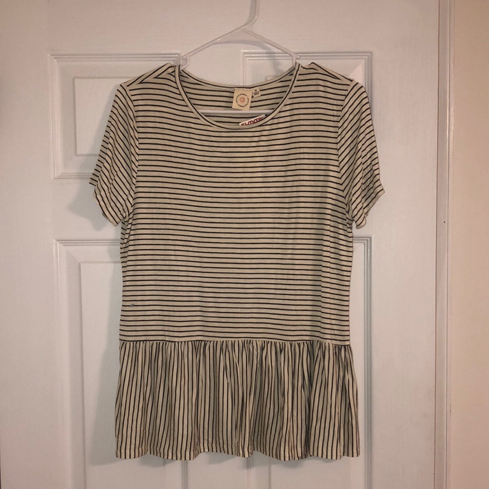 Womens stripped, lose fitting t-shirt